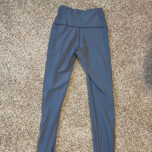 blue lululemon wunder under leggings!!